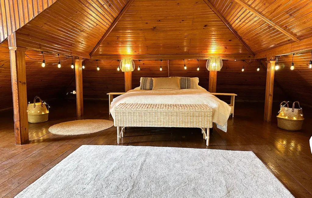 Happy-Coincidences-by-the-sea-room-Country-1